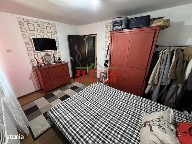 Casă cu 4 camere în Central