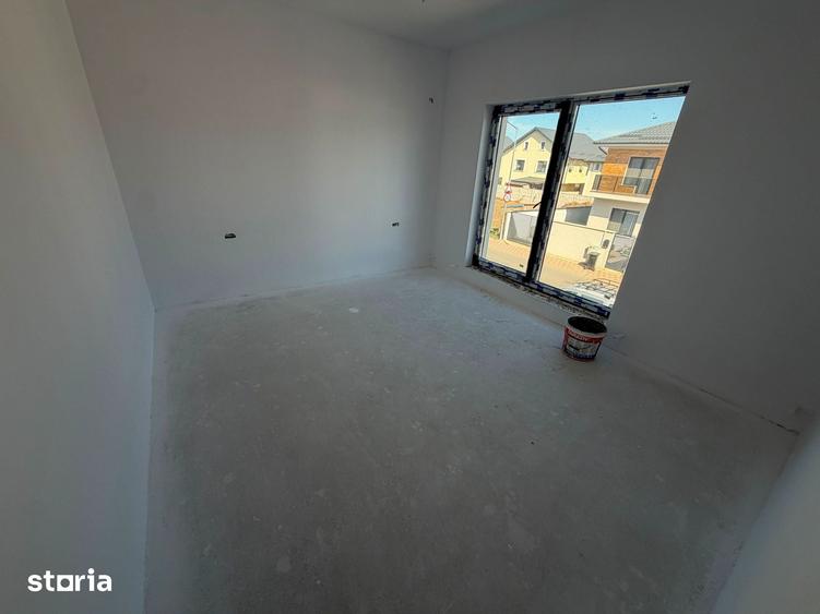 CASA DUPLEX, TOATE UTILITATILE, STRADA ASFALTATA, COMISION 0% - 6