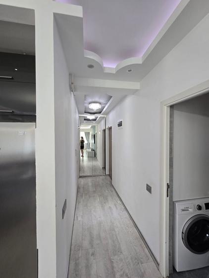 Apartament cu 3 camere, mobilat în Băneasa