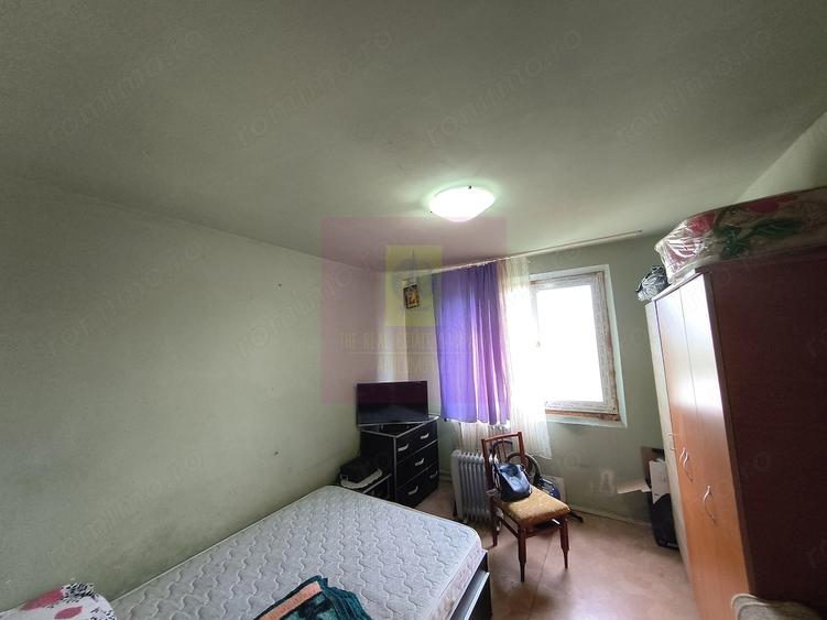 Apartament cu 3 camere decomandat, mobilat în Colentina