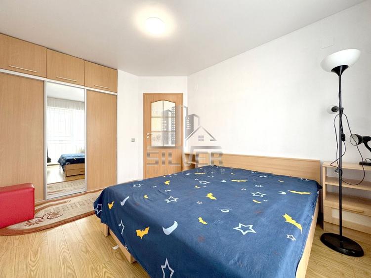 Apartament cu 2 camere semidecomandat, mobilat în Florești
