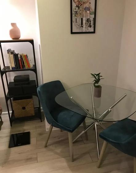 Apartament cu 2 camere decomandat, mobilat în Regie