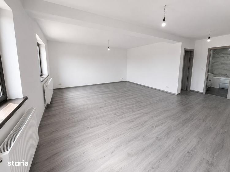 Casă cu 3 camere în Letea Veche