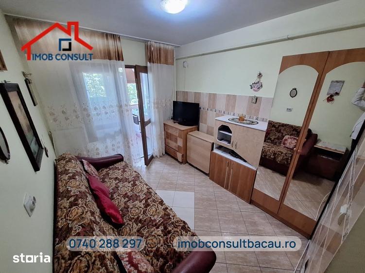 Apartament cu 2 camere decomandat în Banca Națională