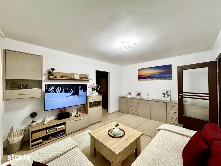 Apartament cu 2 camere semidecomandat în Cornișa