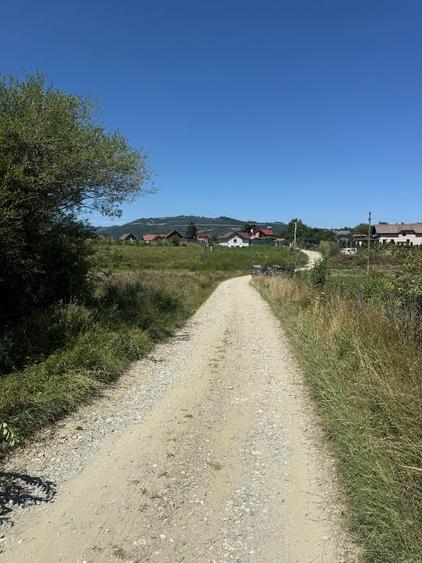 Teren Construcții intravilan de 2201 mp, în Sud-Est