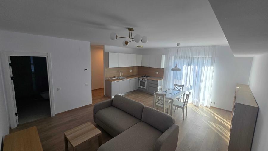 Apartament cu 2 camere decomandat în Andronache