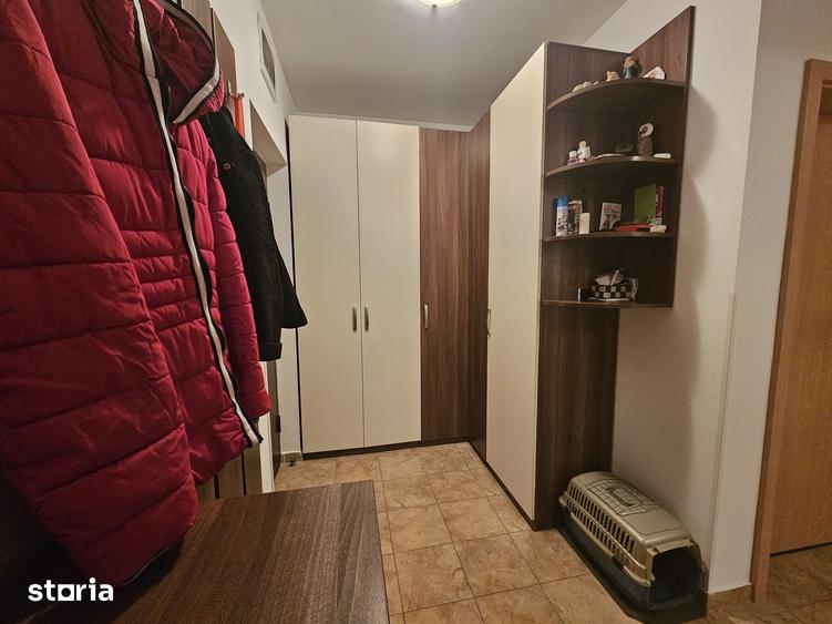 Apartament cu 3 camere în Ghencea