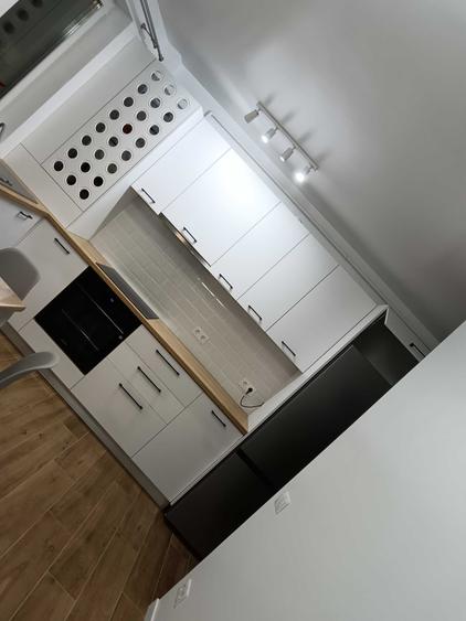 Apartament cu 3 camere decomandat în Nord