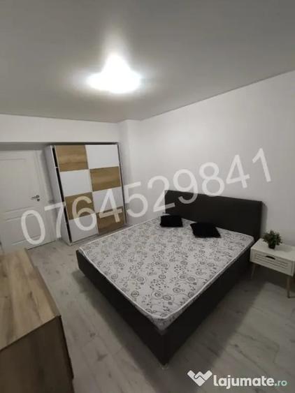 Apt. 2 cam. Central Address, bloc 2022 zona 13 Septembrie,Str. Nasaud - 3