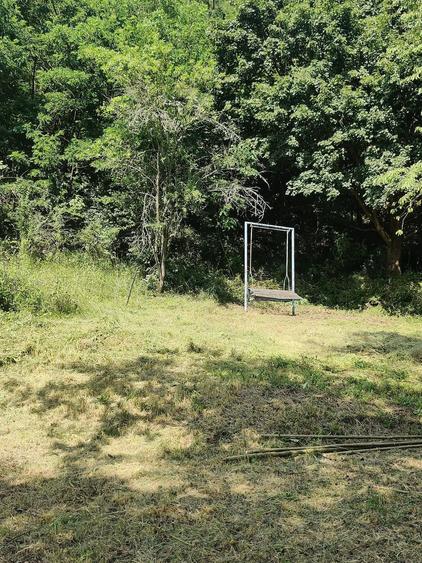 Casă cu 2 camere cu Teren 1500 Mp în Valea