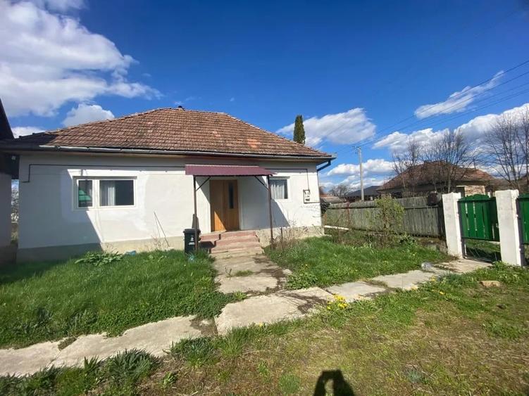 Vand casa cu teren spa?ios - 9