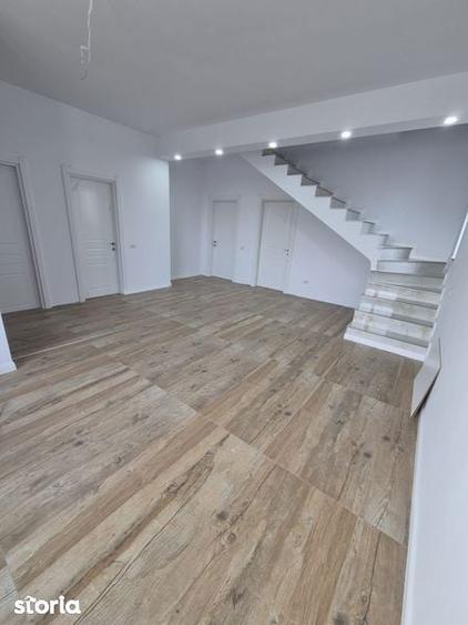 Casă cu 4 camere cu Teren 165 Mp în Central
