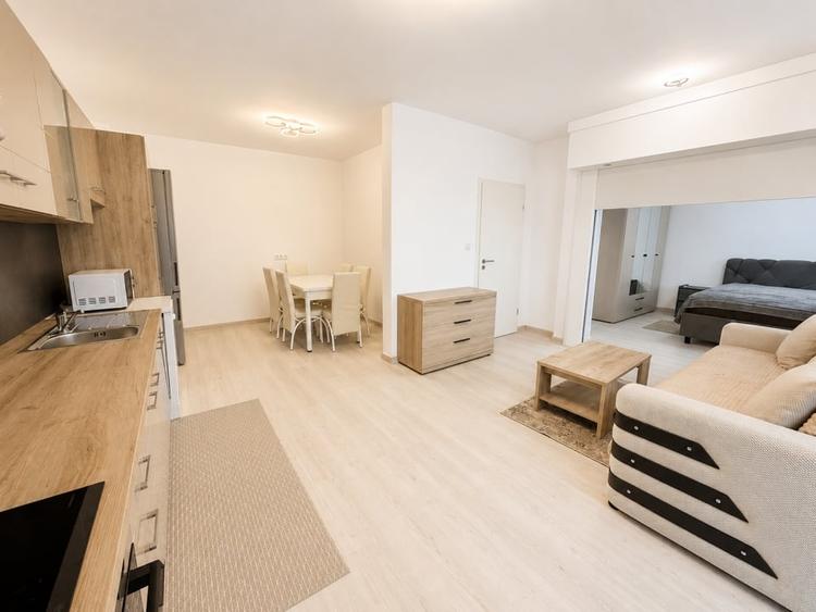 Apartament cu 2 camere decomandat, mobilat în Avantgarden