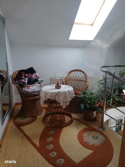 Apartament cu 3 camere în Florești