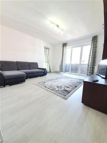 Apartament cu 2 camere decomandat în Avantgarden