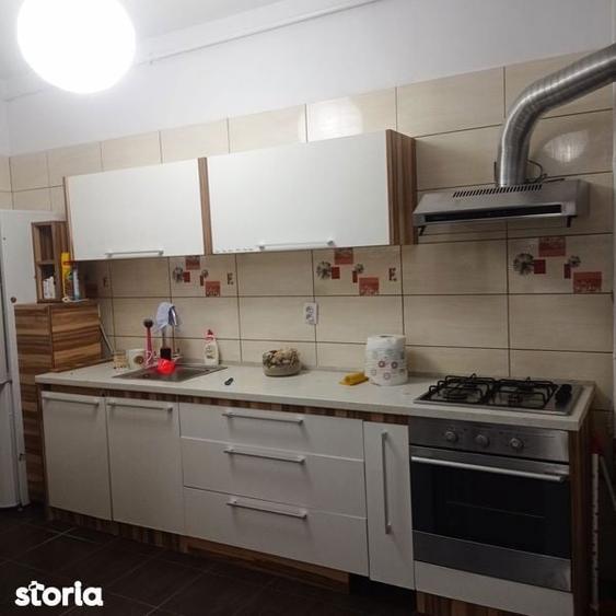 Apartament cu 3 camere în Dobroești