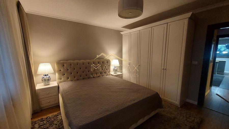 Apartament cu 3 camere decomandat, mobilat în Libertății
