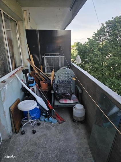 Apartament cu 3 camere decomandat în Cloșca