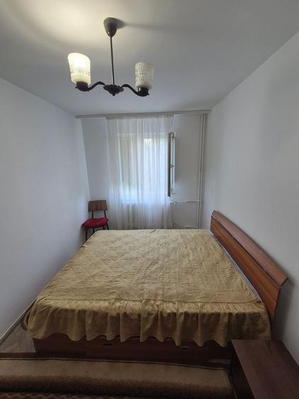 Apartament cu 2 camere nedecomandat, mobilat în Inel II