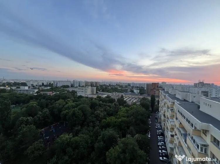 Apartament cu 3 camere decomandat în Pantelimon