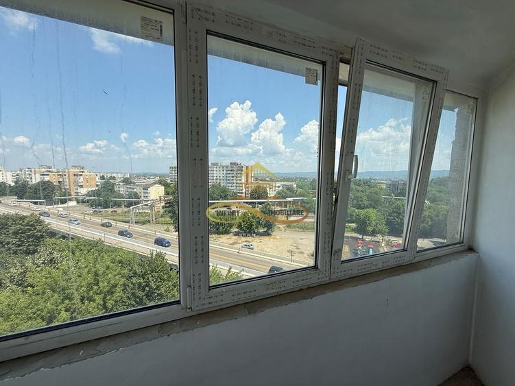 Apartament 3 camere de vanzare in Bacau - 1