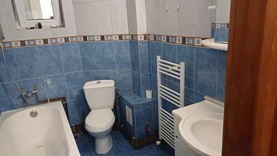 Apartament cu 3 camere decomandat în Dacia