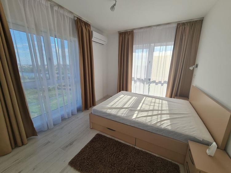 Apartament cu 3 camere decomandat în Barbu Văcărescu