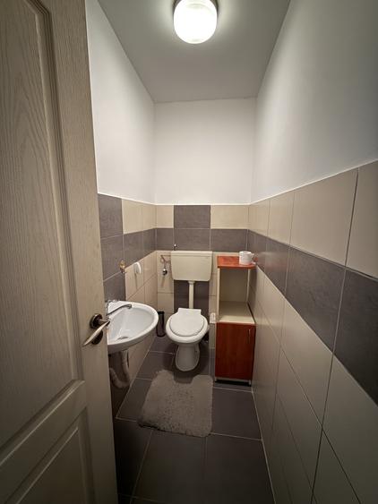Apartament cu 3 camere, mobilat în Giroc