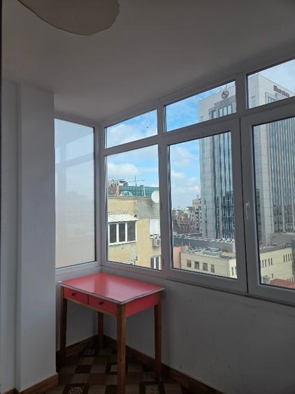 Apartament cu 2 camere circular, mobilat în P-ța Romană
