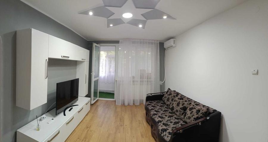 Apartament cu 2 camere semidecomandat în Micro 19