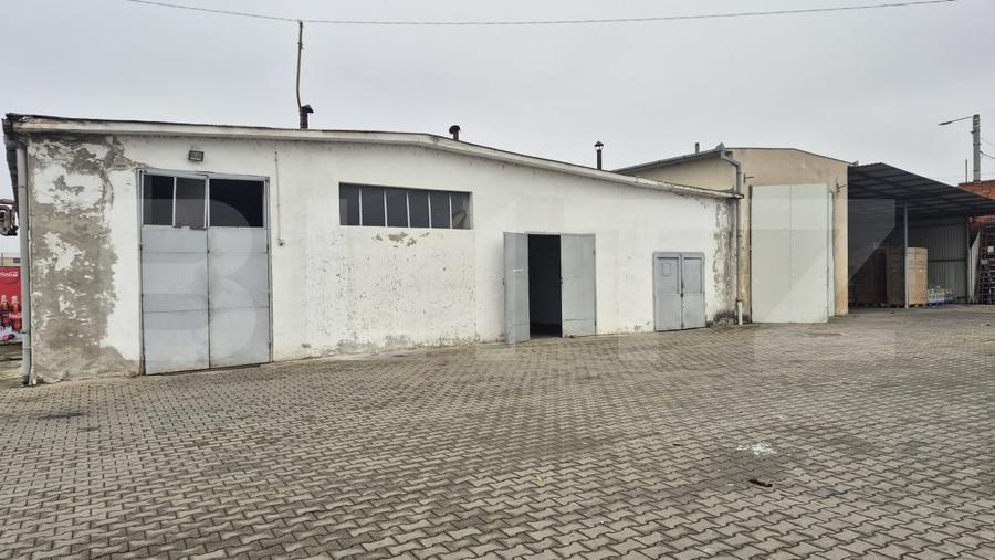 Spațiu industrial, de 4,000 mp, în Cloșca