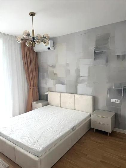 Apartament cu 3 camere semidecomandat în Băneasa
