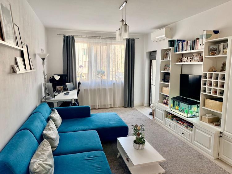 Apartament cu 3 camere decomandat în Tudor