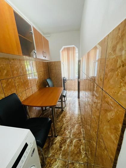 Garsonieră decomandată în Govândari