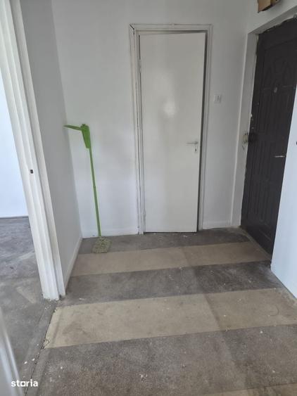 Apartament cu 2 camere decomandat în Dâmbu Pietros
