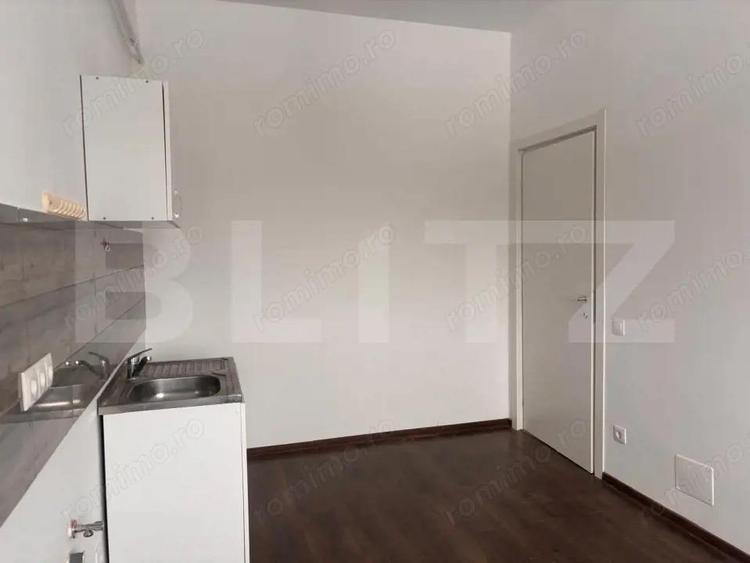 Apartament cu 3 camere decomandat în Viforâta