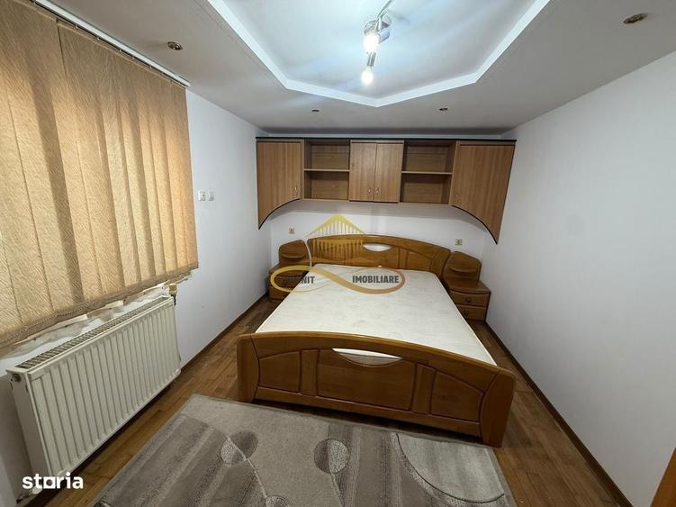 Casă cu 3 camere în Central