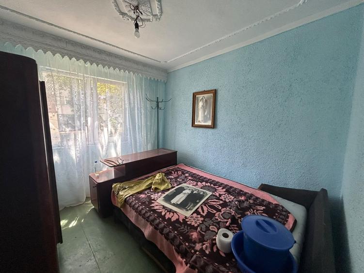 Apartament cu 2 camere decomandat în Radu Negru