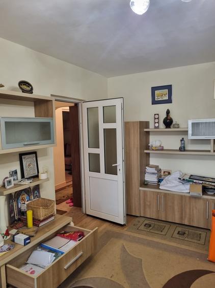 Apartament cu 3 camere decomandat în Tomis Nord