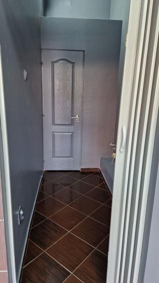 Spatiu comercial sector 3 - 1