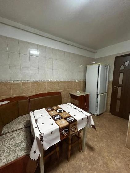 Apartament cu 2 camere decomandat în 9 Mai