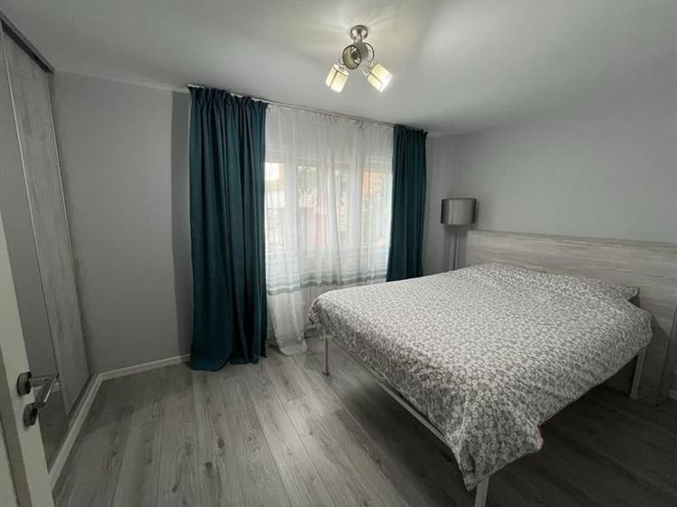 Apartament cu 3 camere semidecomandat, mobilat în Brazda lui Novac