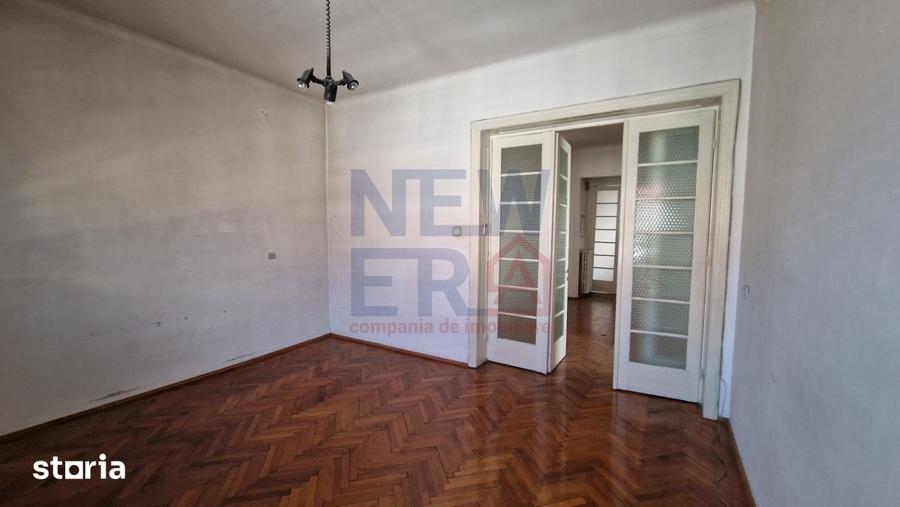 Apartament cu 3 camere în Unirii