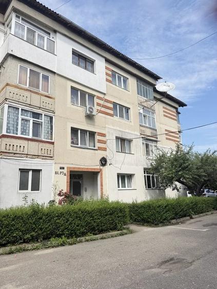 Apartament cu 3 camere decomandat în Nord