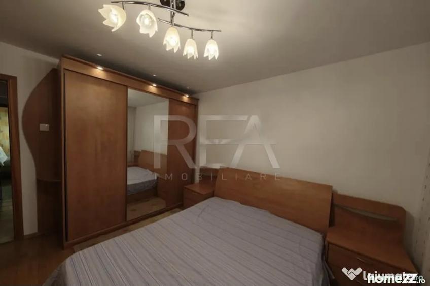 Apartament cu 3 camere decomandat în Uverturii