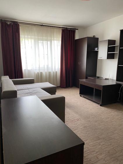 Apartament cu 2 camere decomandat în Popa Șapcă