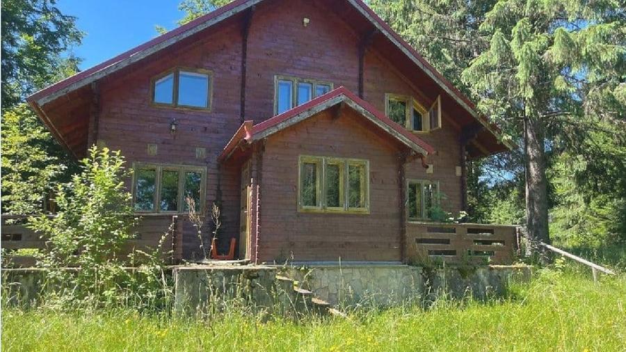 Casă individuală cu 3 camere cu Teren 1000 Mp în Mălini