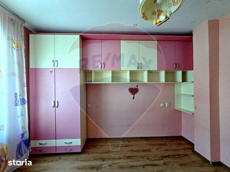 Apartament cu 3 camere de vanzare, parcare ?esul de Sus, Flore?ti - 3