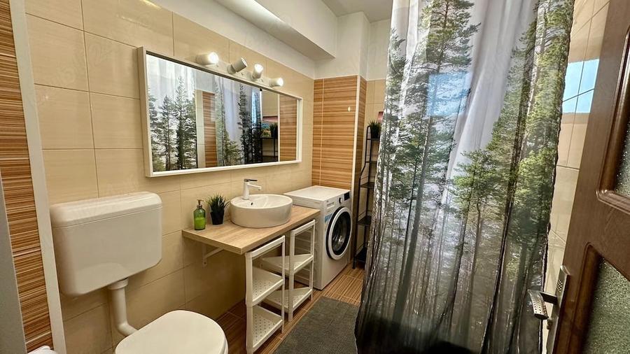Apartament cu 2 camere decomandat în Metalurgiei